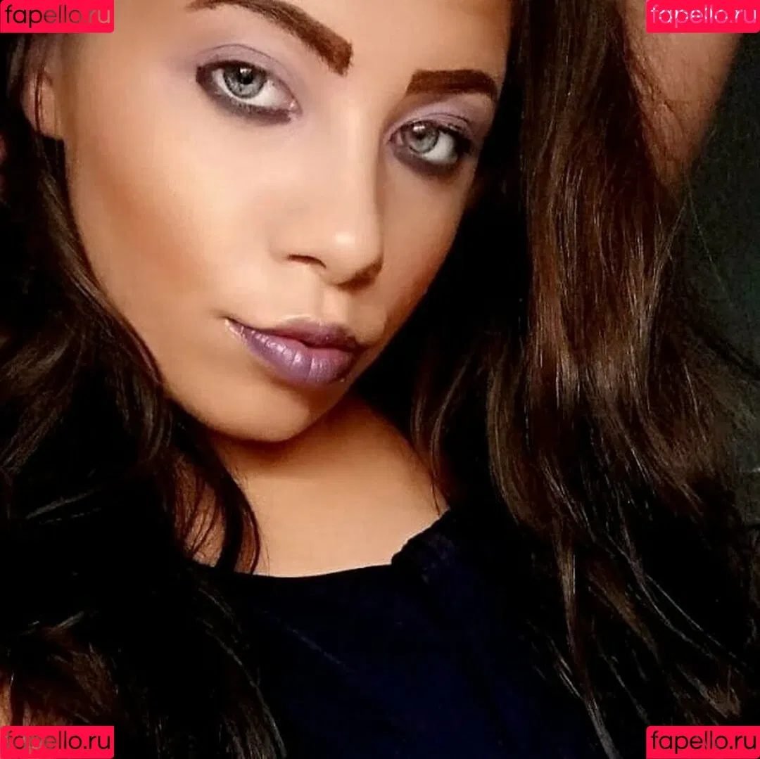 vivi2416 Onlyfans Photo Gallery 