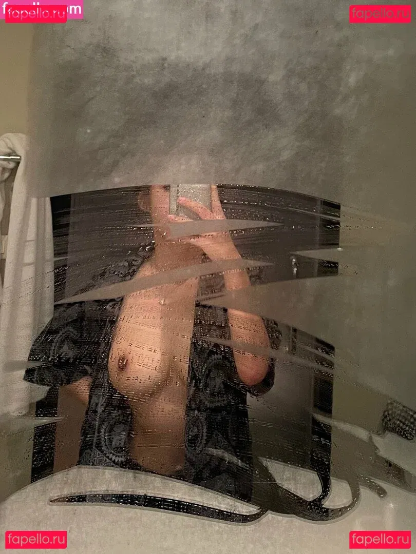 vivi2416 Onlyfans Photo Gallery 