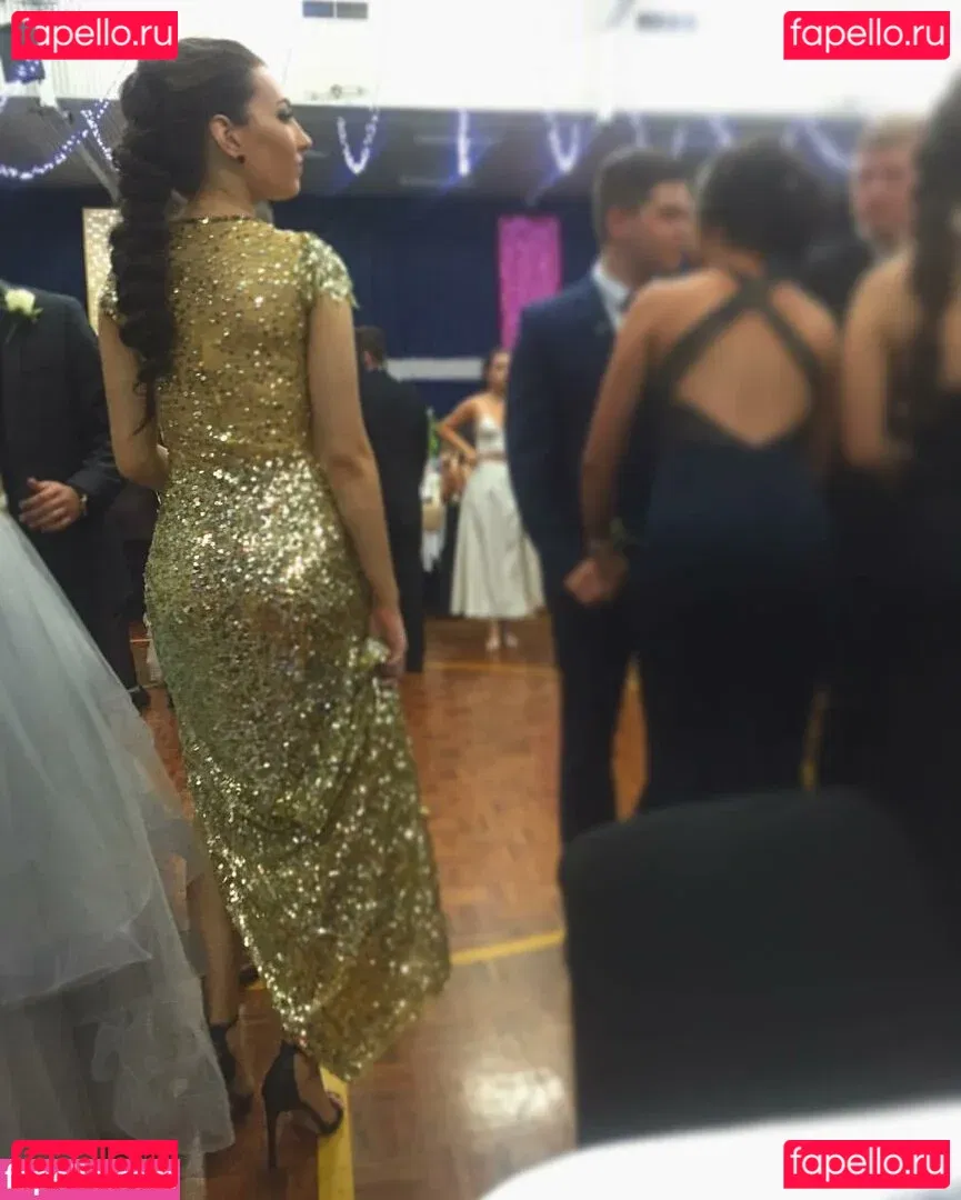 moremolly Onlyfans Photo Gallery 