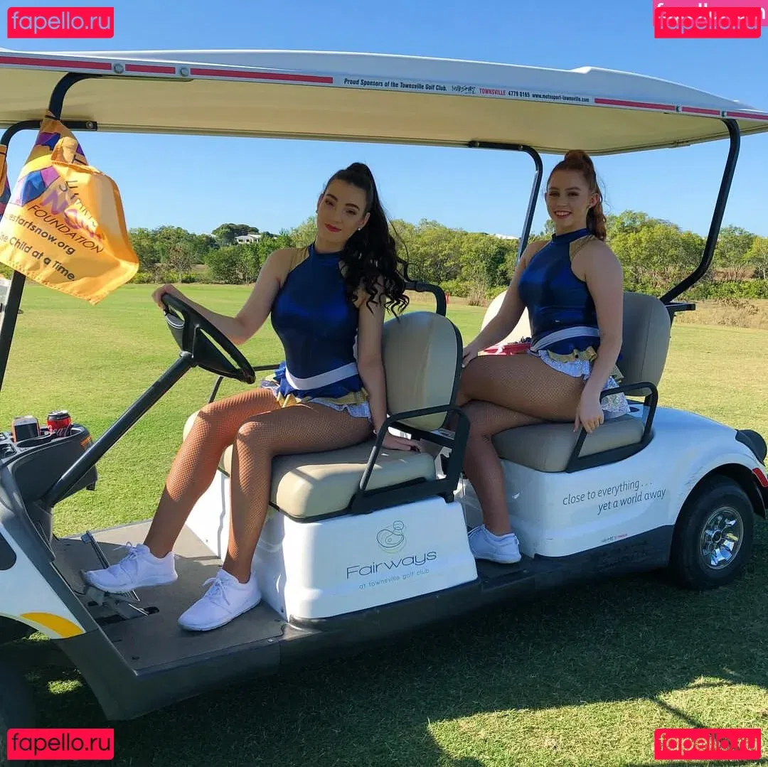 moremolly Onlyfans Photo Gallery 