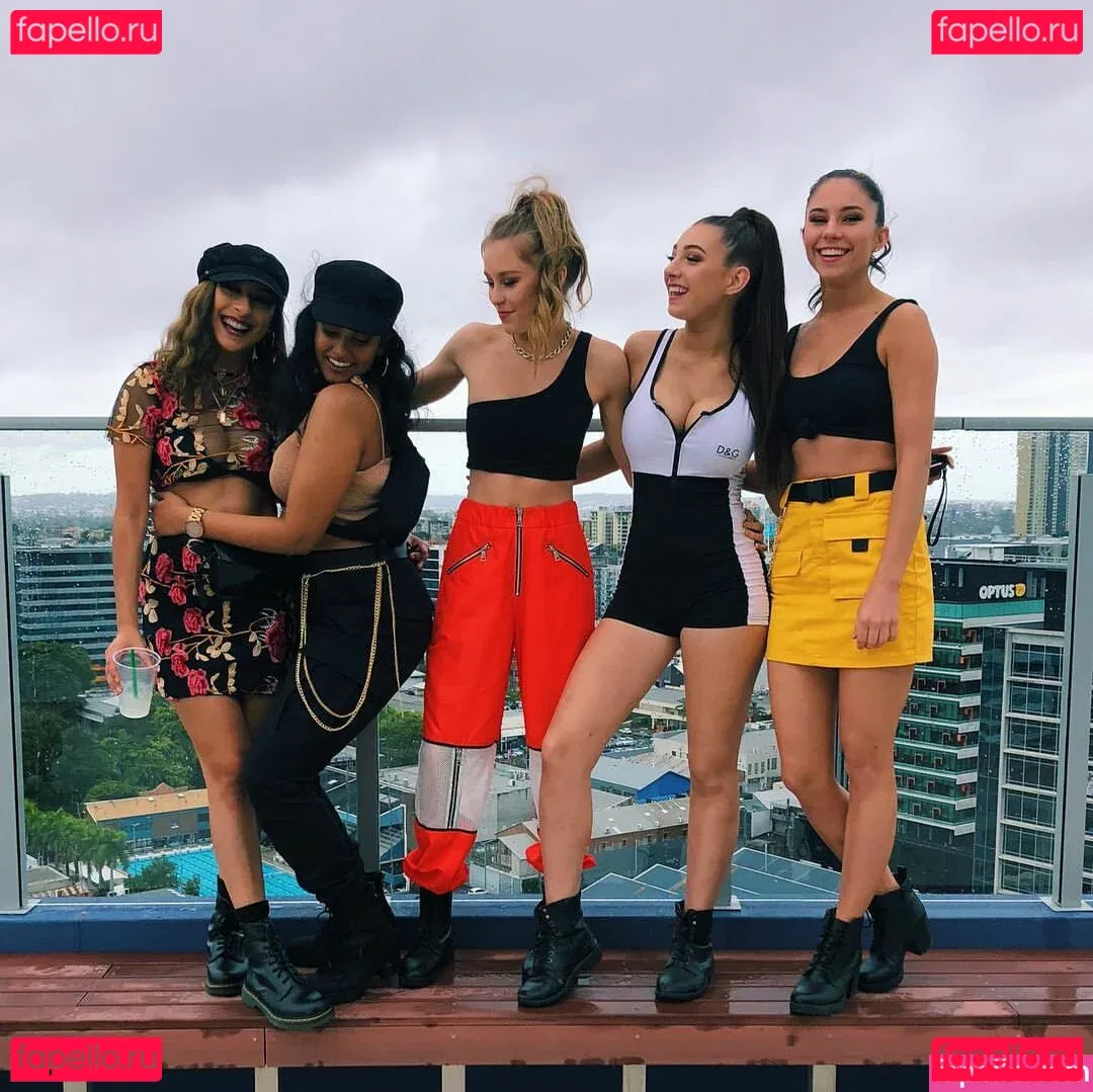 moremolly Onlyfans Photo Gallery 