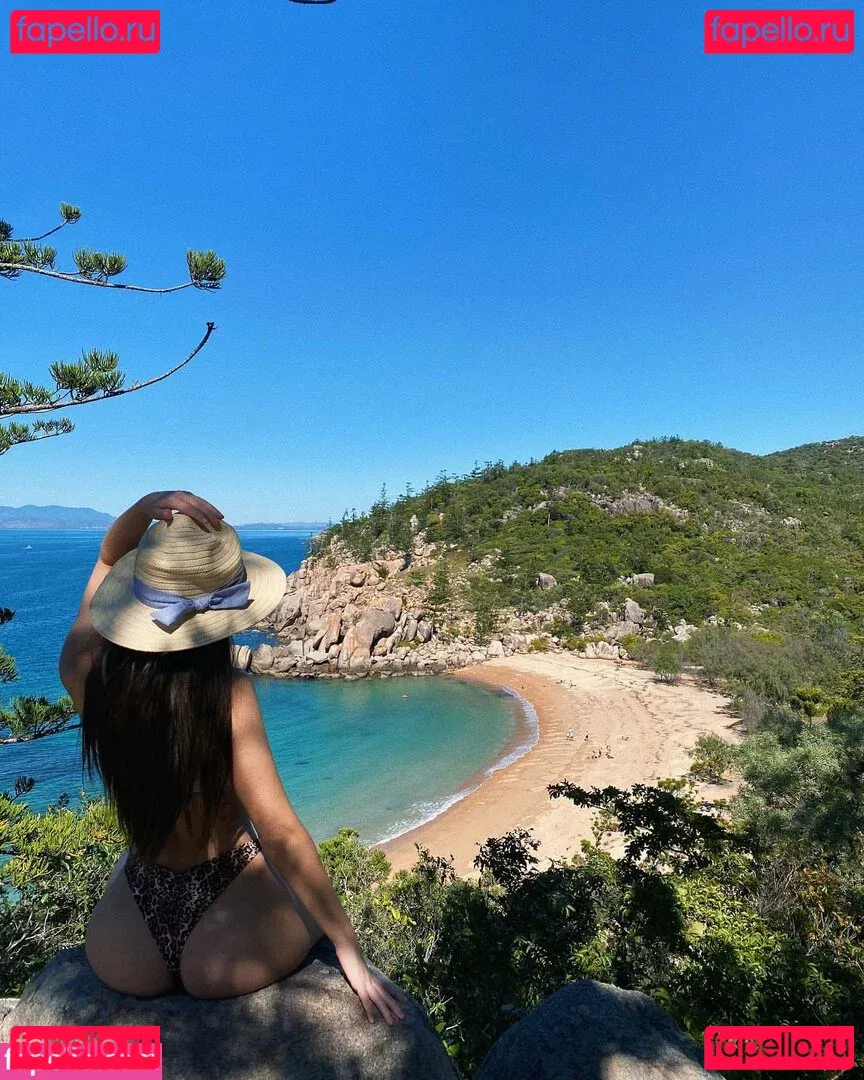 moremolly Onlyfans Photo Gallery 