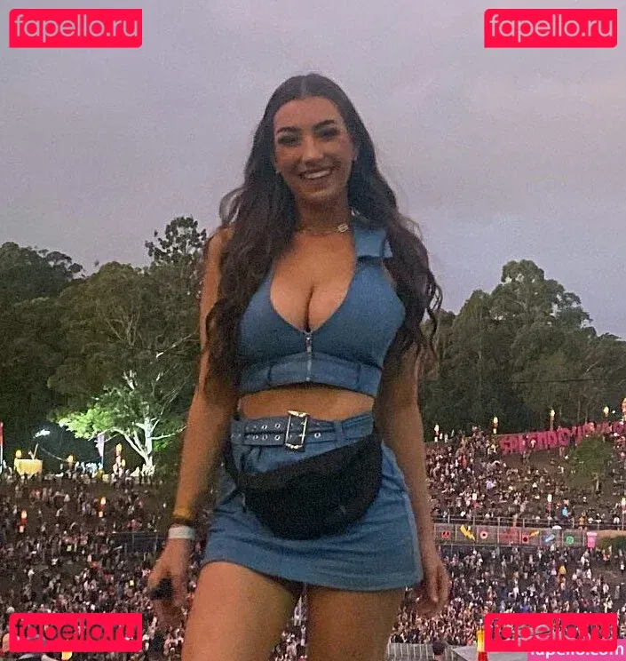 moremolly Onlyfans Photo Gallery 