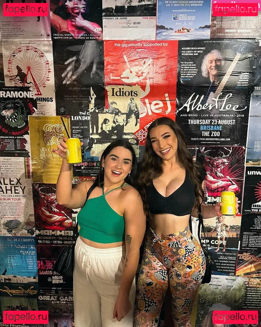 moremolly Onlyfans Photo Gallery 