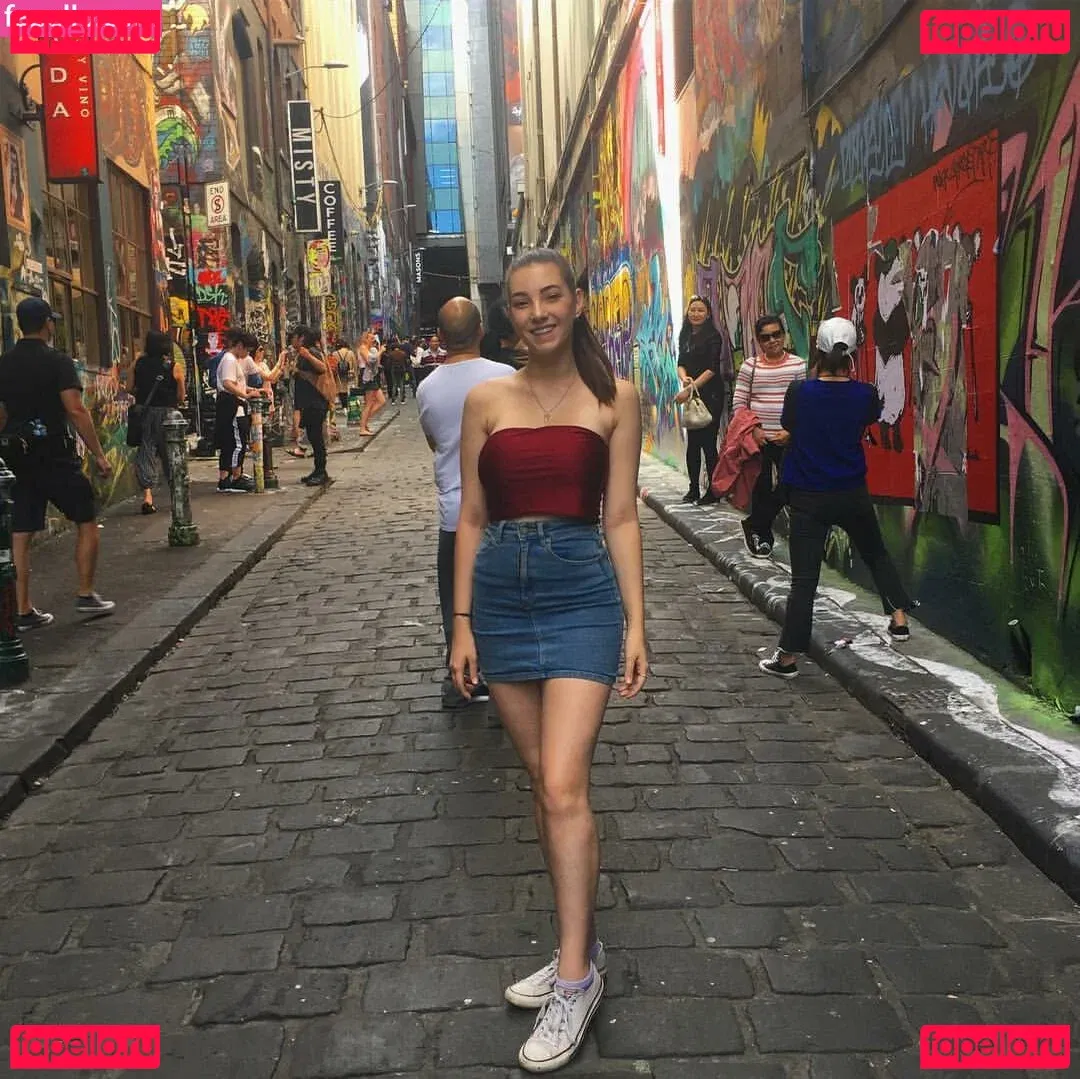 moremolly Onlyfans Photo Gallery 