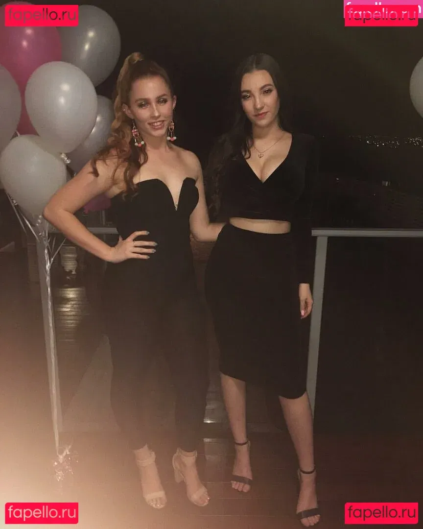 moremolly Onlyfans Photo Gallery 