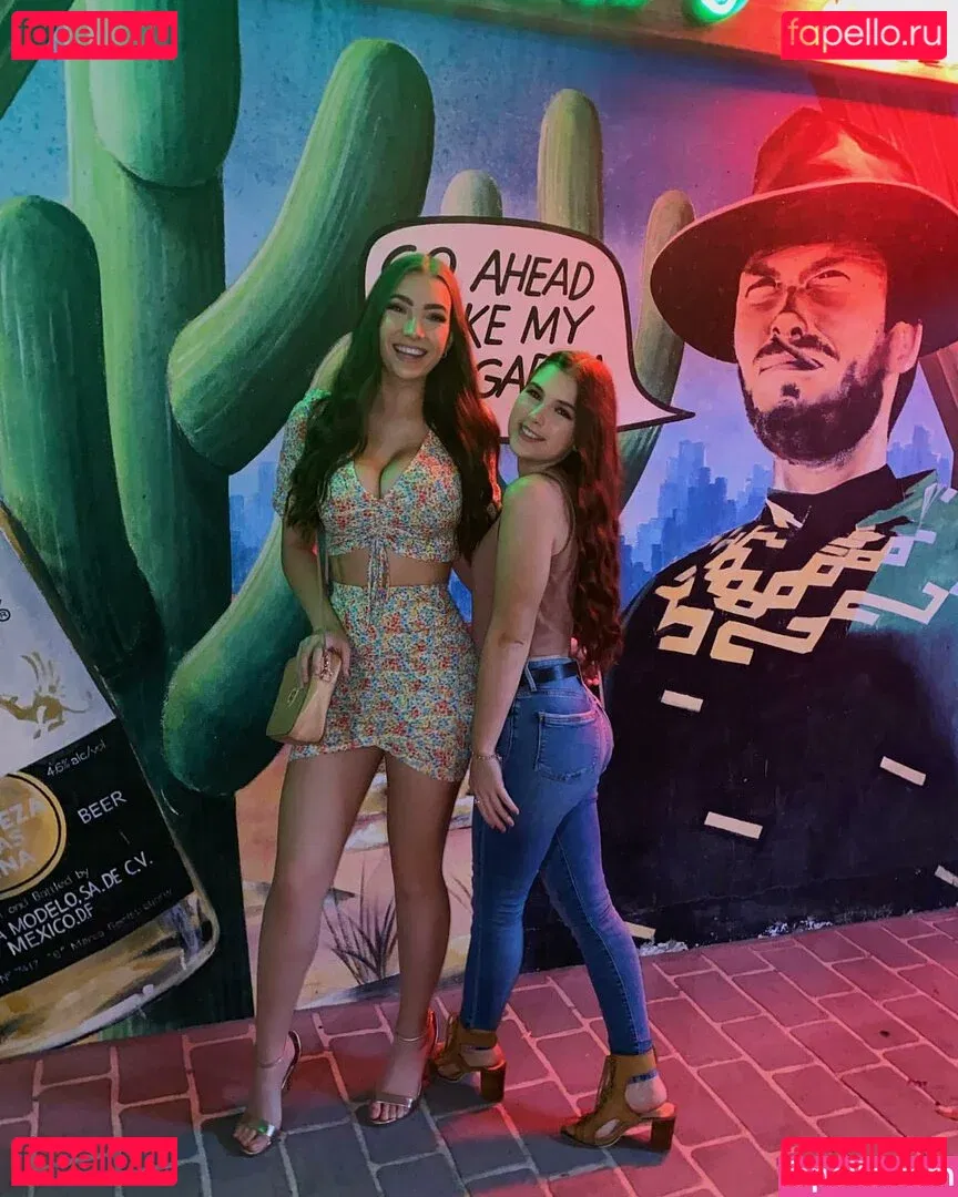 moremolly Onlyfans Photo Gallery 