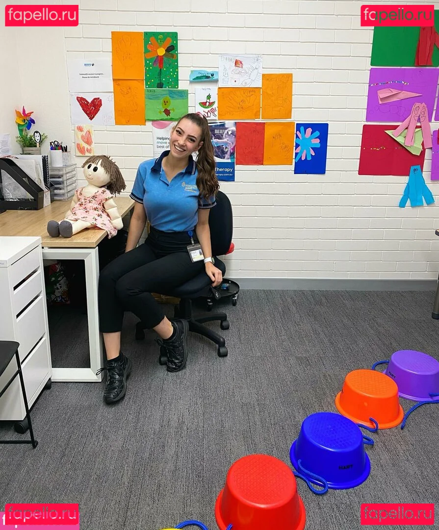 moremolly Onlyfans Photo Gallery 