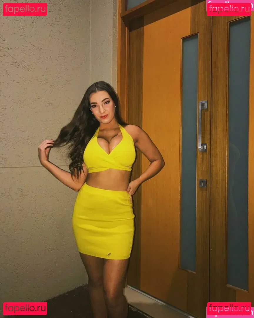 moremolly Onlyfans Photo Gallery 