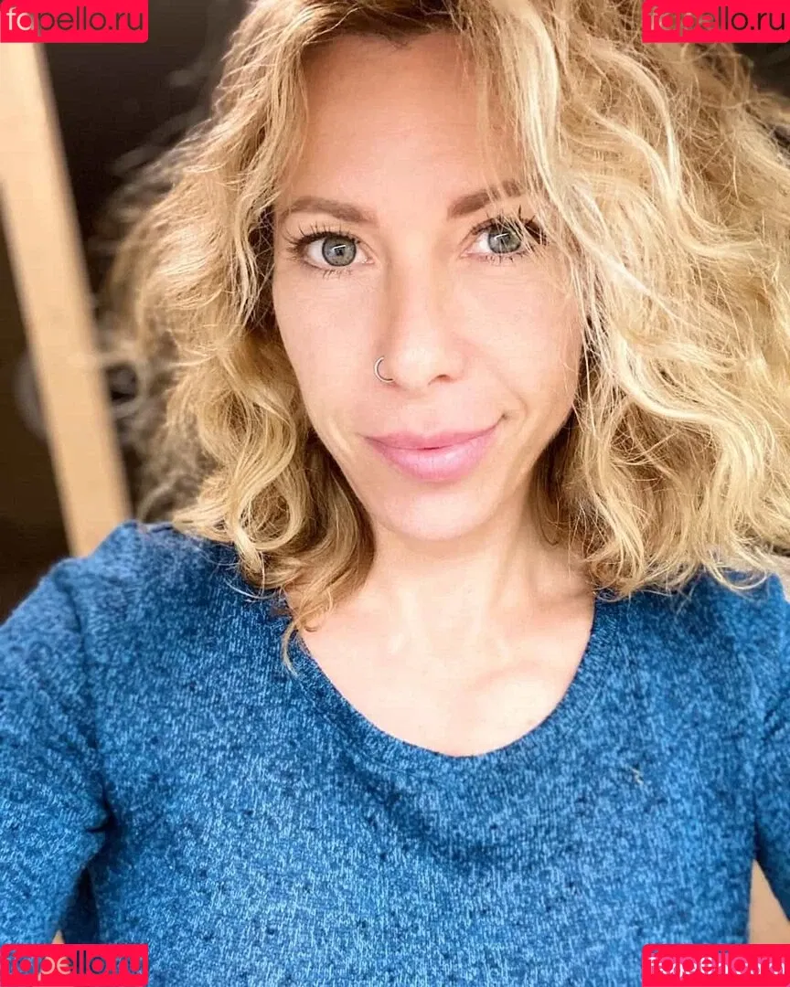 YourFriendsHotMomVIP Onlyfans Photo Gallery 