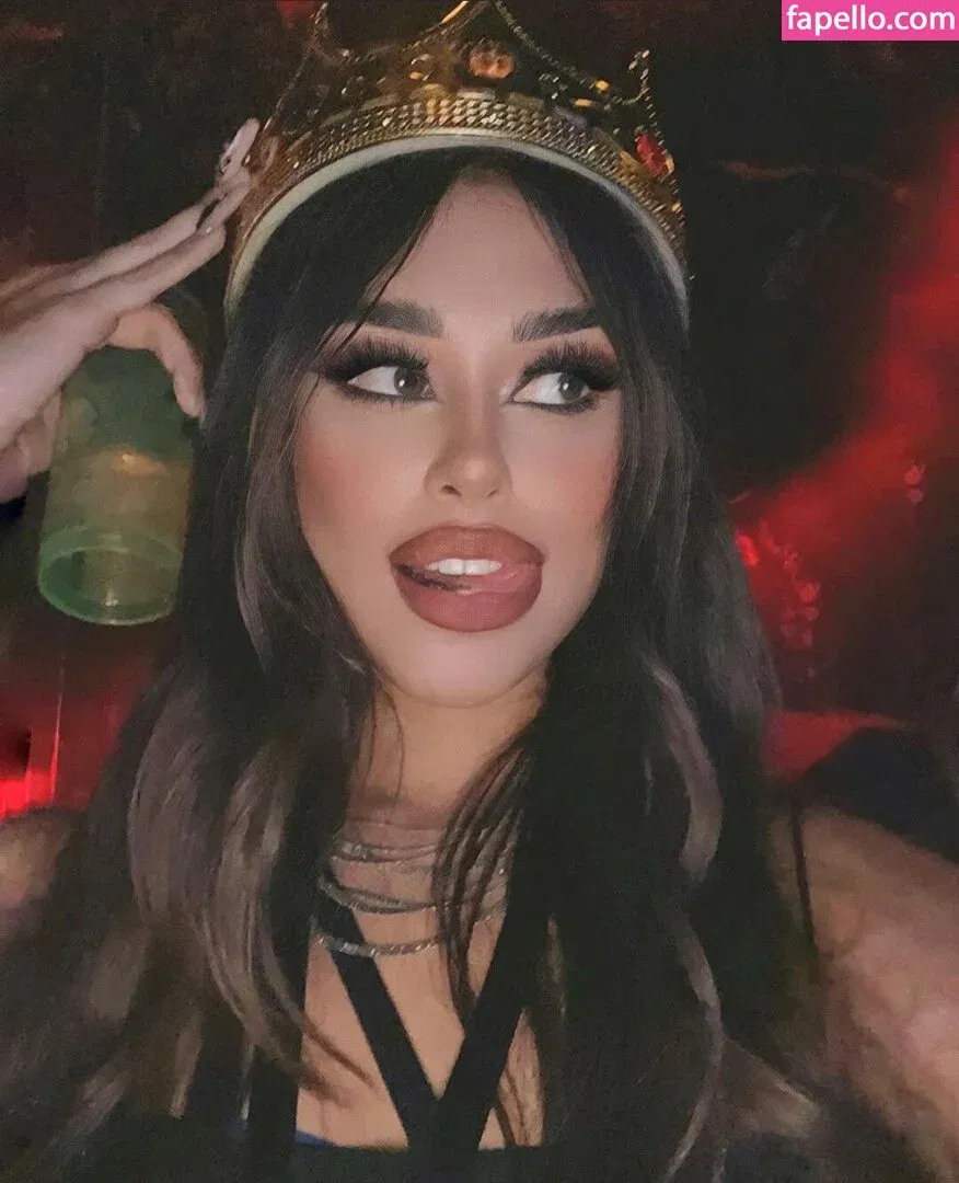 Yarabith Bolivar Onlyfans Photo Gallery 