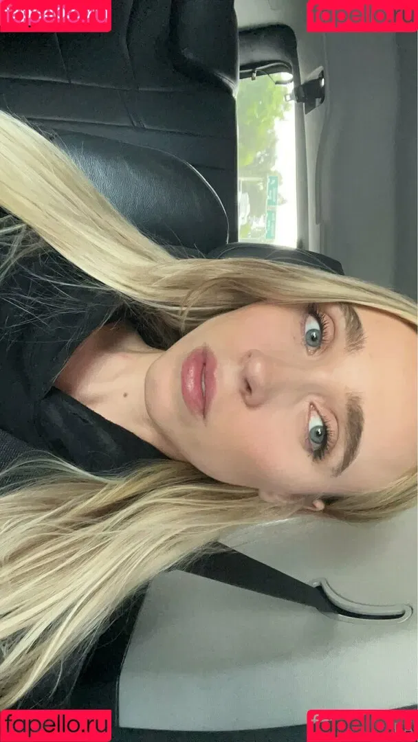 rileyannemodel Onlyfans Photo Gallery 