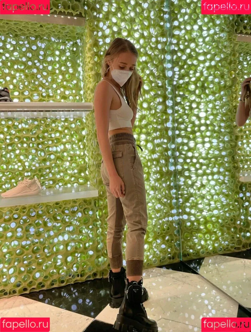 rileyannemodel Onlyfans Photo Gallery 