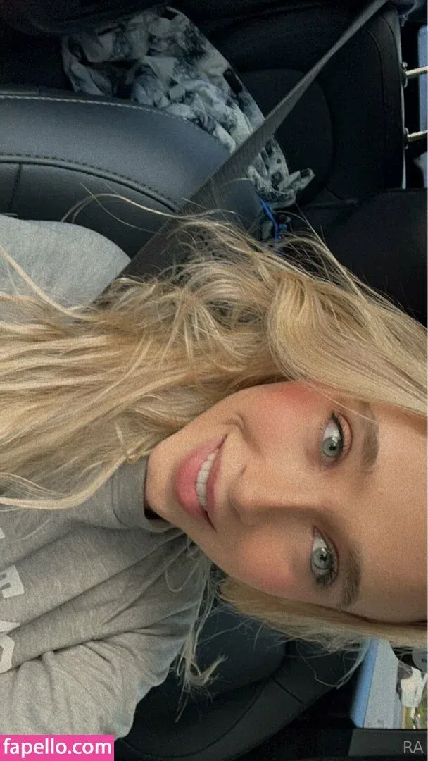 rileyannemodel Onlyfans Photo Gallery 