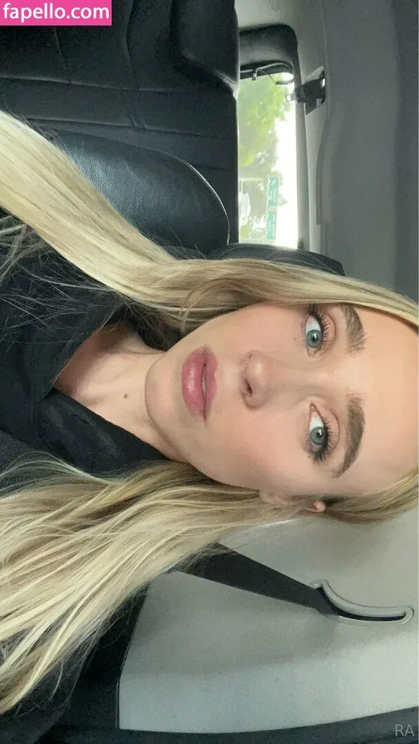 rileyannemodel Onlyfans Photo Gallery 