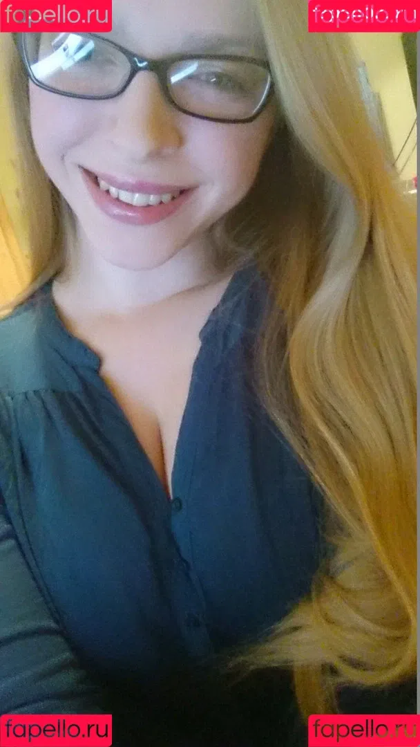 RedHotSillyFecker Onlyfans Photo Gallery 