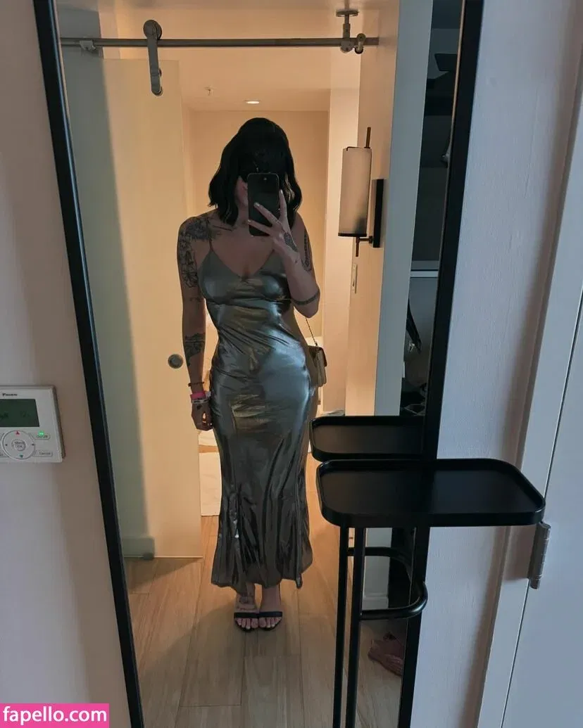 Grey Desire Onlyfans Photo Gallery 