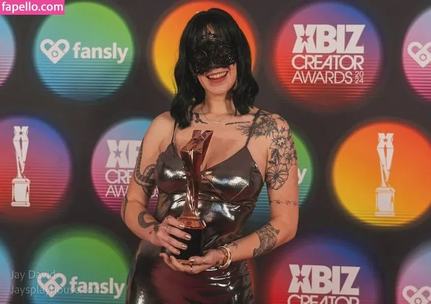 Grey Desire Onlyfans Photo Gallery 