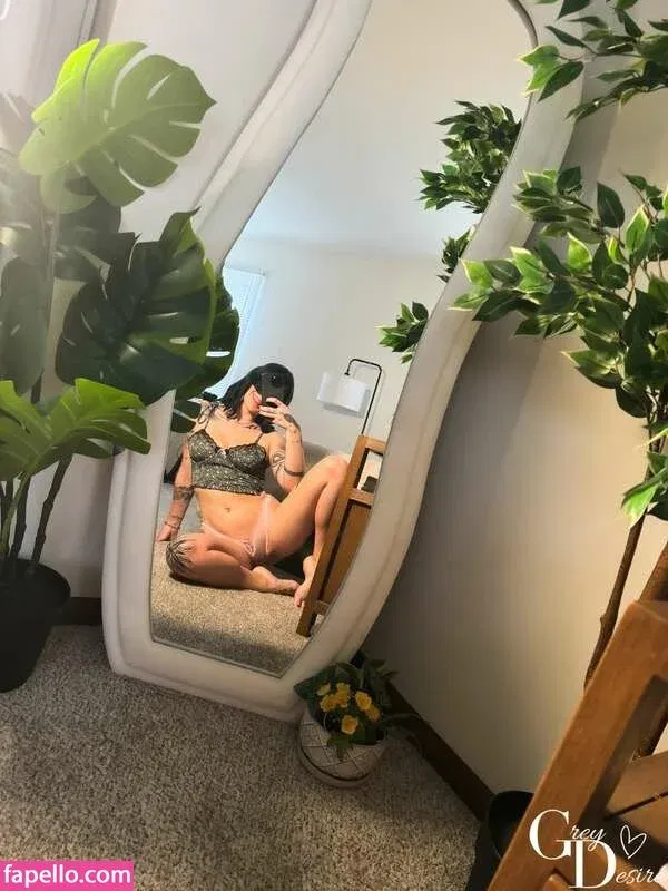 Grey Desire Onlyfans Photo Gallery 