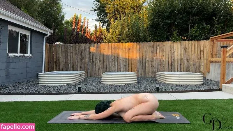 Grey Desire Onlyfans Photo Gallery 