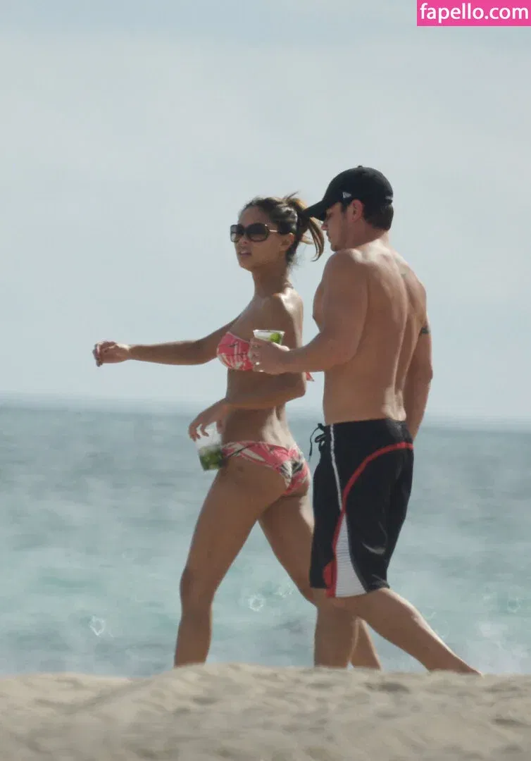 Vanessa Minnillo Onlyfans Photo Gallery 