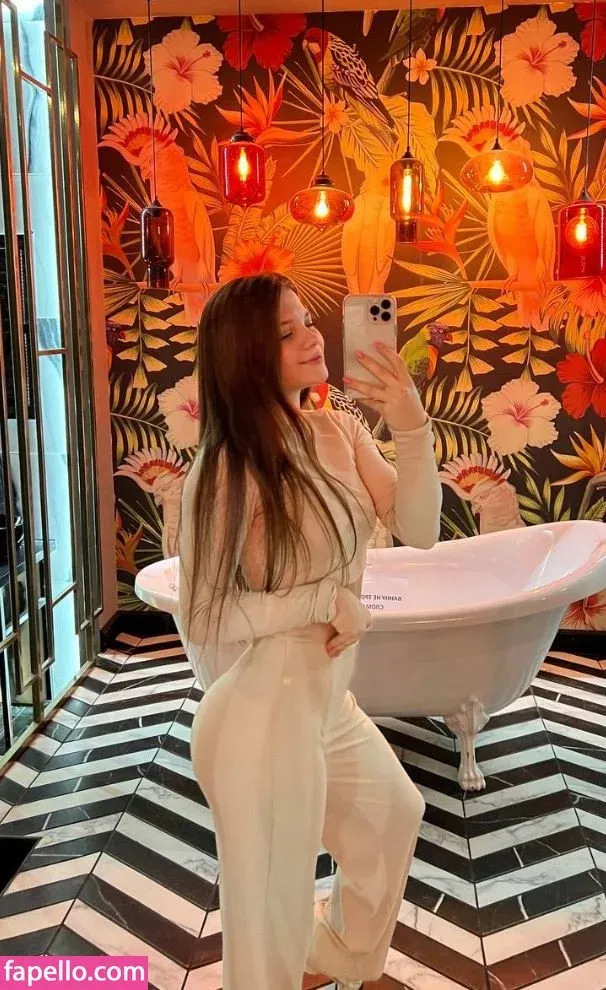 Dash_Milash Onlyfans Photo Gallery 