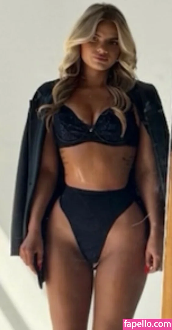 Delanie Lynn Onlyfans Photo Gallery 