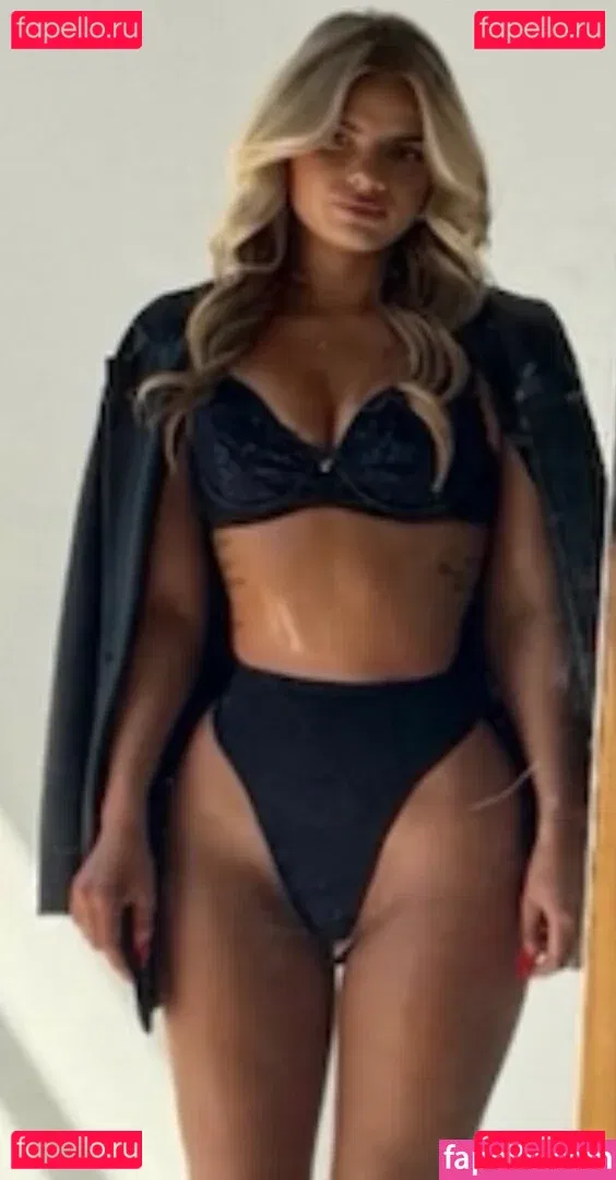 Delanie Lynn Onlyfans Photo Gallery 