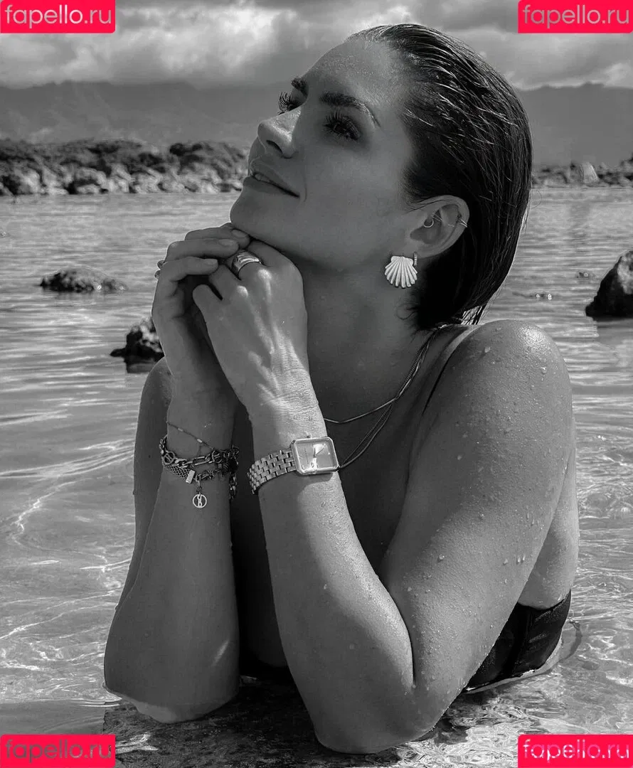Michele de Roos Onlyfans Photo Gallery 