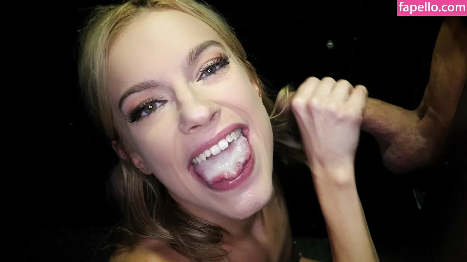 Gloryhole Secrets Onlyfans Photo Gallery 