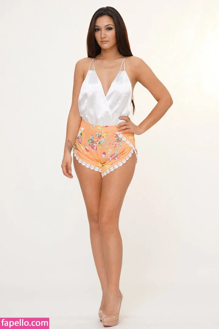 Misa Campo Onlyfans Photo Gallery 