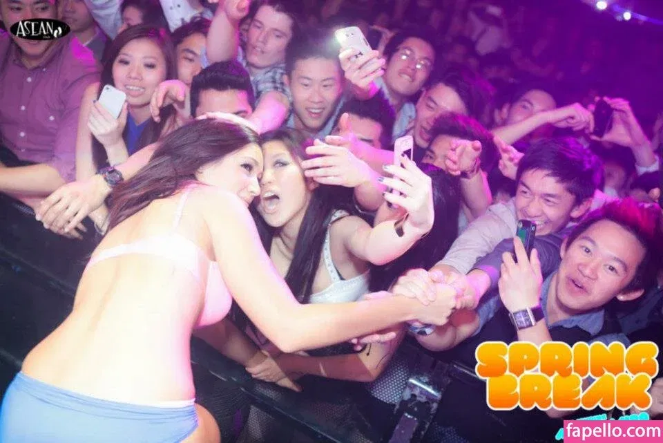 Misa Campo Onlyfans Photo Gallery 