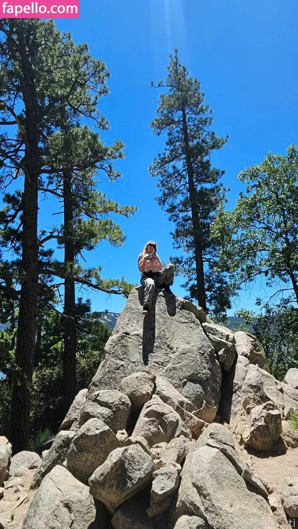 Cosmic Kitti Onlyfans Photo Gallery 