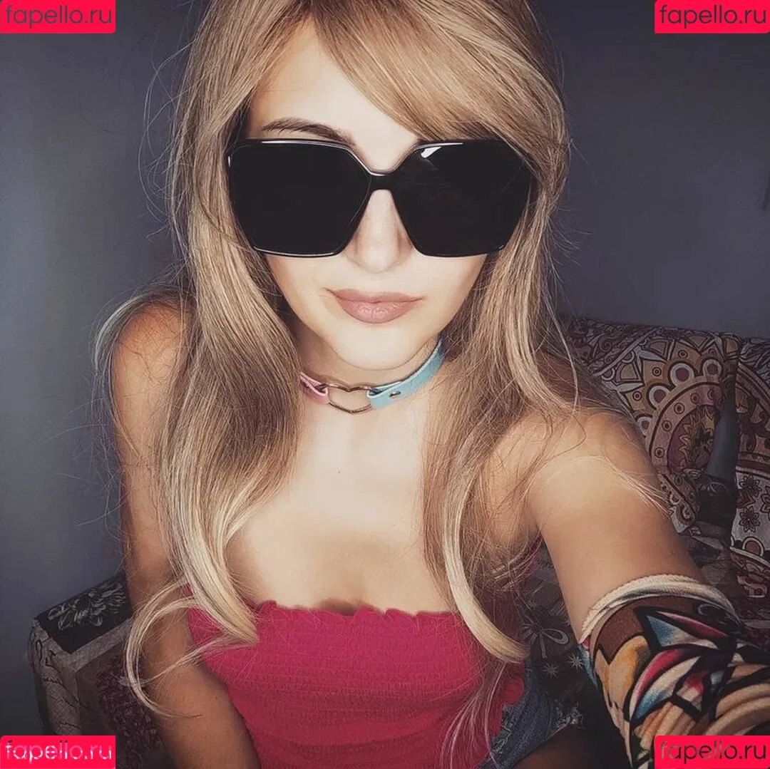 Lalli Puff Onlyfans Photo Gallery 