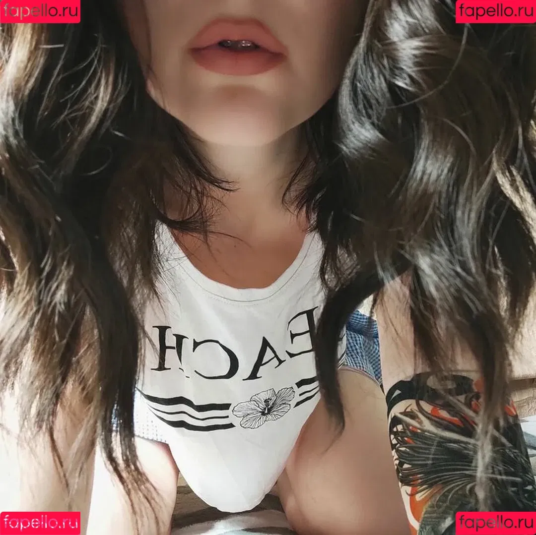 Lalli Puff Onlyfans Photo Gallery 