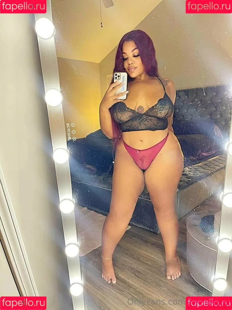justhattie Onlyfans Photo Gallery 