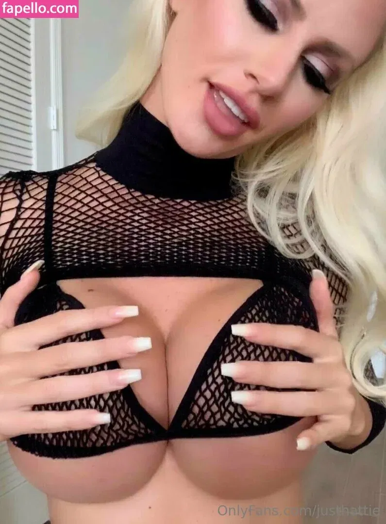 justhattie Onlyfans Photo Gallery 