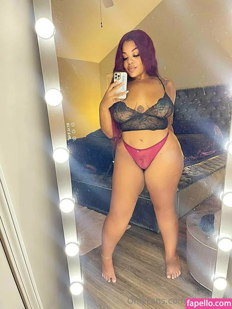 justhattie Onlyfans Photo Gallery 