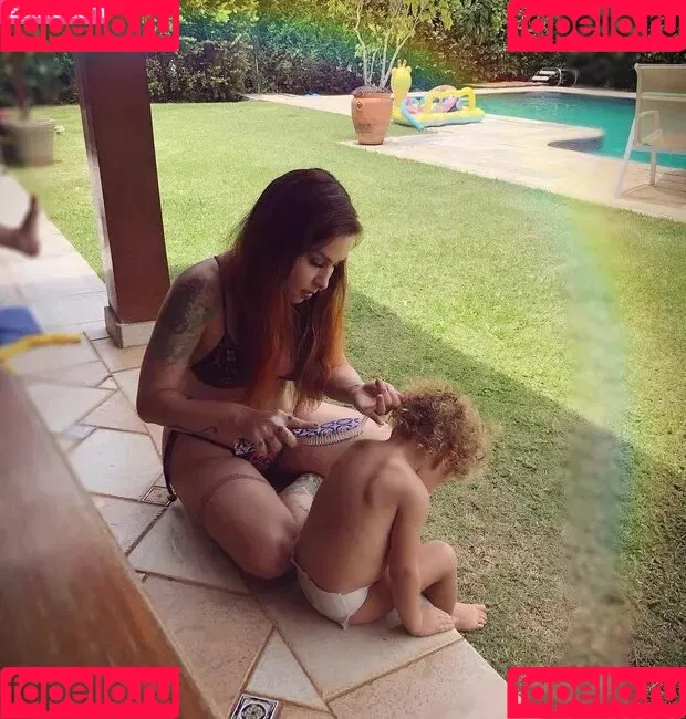 Pitty Onlyfans Photo Gallery 