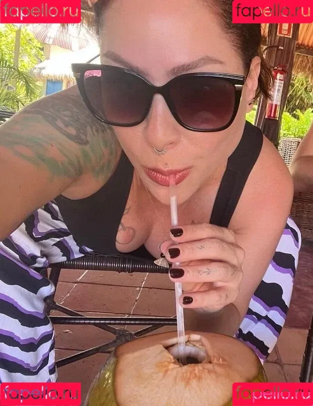 Pitty Onlyfans Photo Gallery 