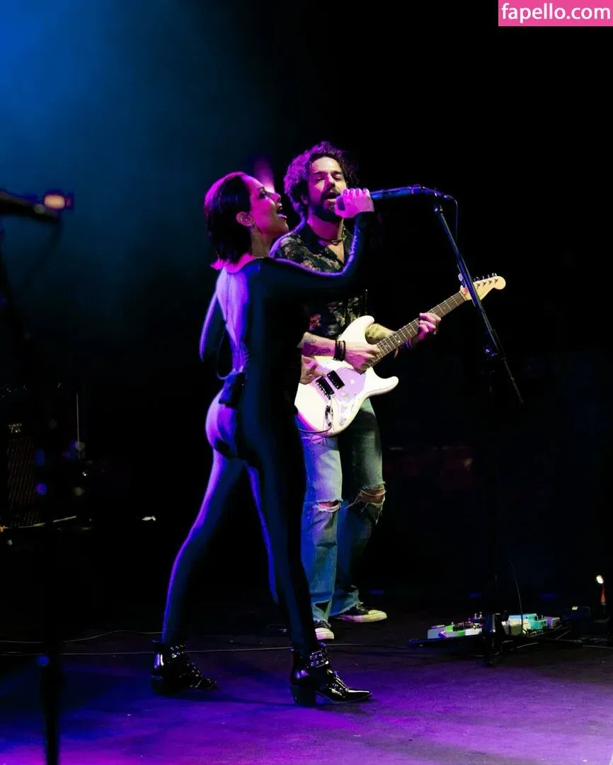 Pitty Onlyfans Photo Gallery 