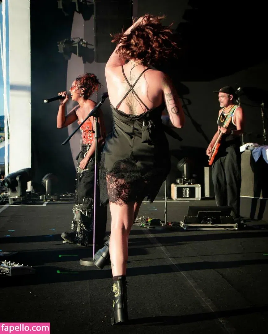 Pitty Onlyfans Photo Gallery 