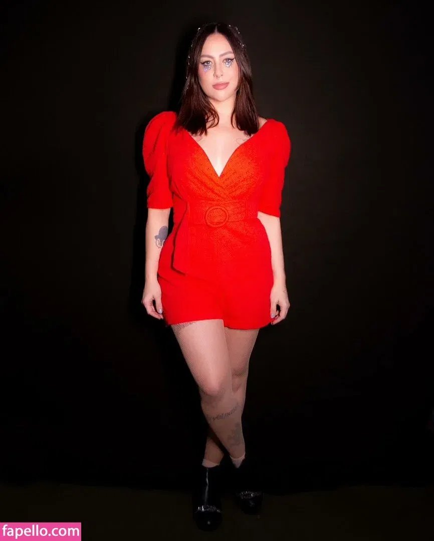 Pitty Onlyfans Photo Gallery 