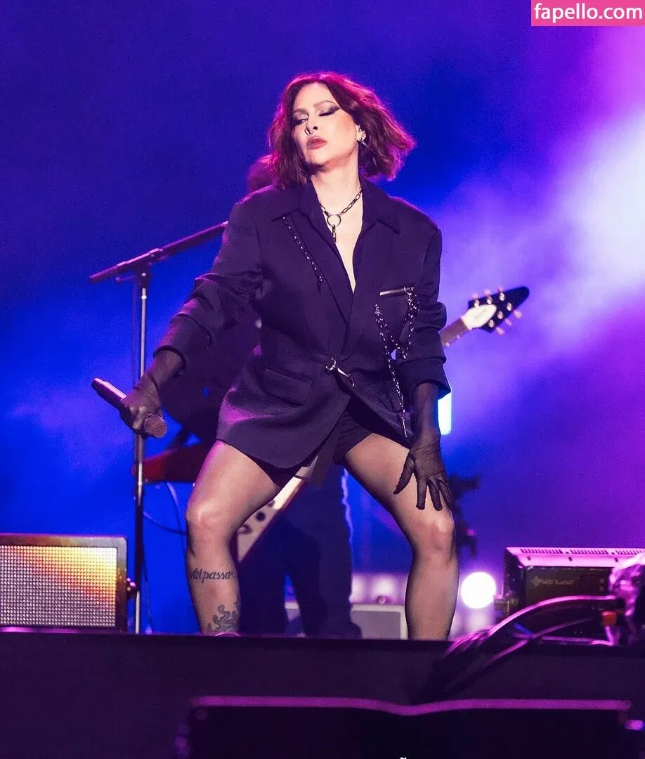 Pitty Onlyfans Photo Gallery 