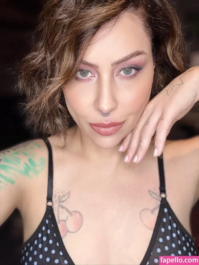 Pitty Onlyfans Photo Gallery 