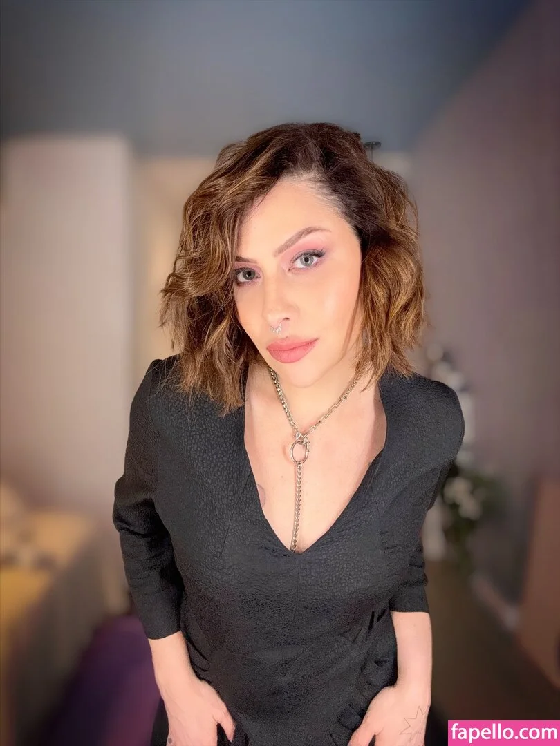 Pitty Onlyfans Photo Gallery 