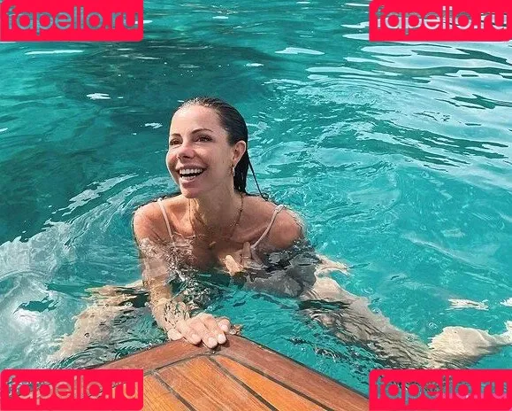 Serena Esse Onlyfans Photo Gallery 