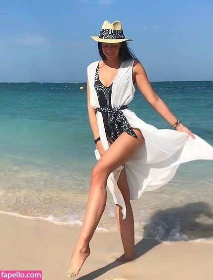 Serena Esse Onlyfans Photo Gallery 