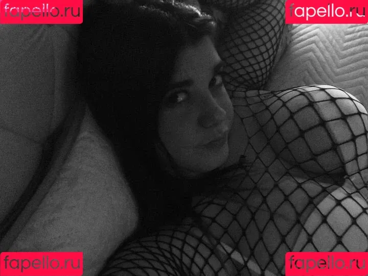 mari urtizbiria Onlyfans Photo Gallery 