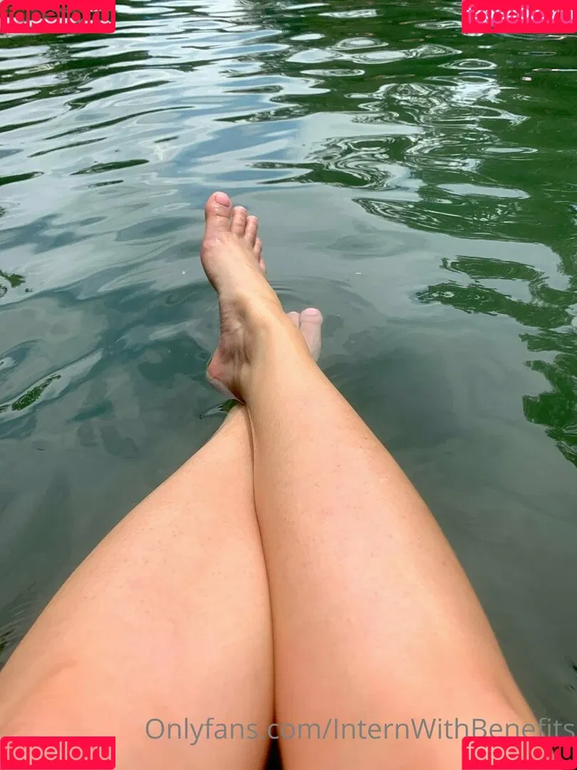 internwithbenefits Onlyfans Photo Gallery 
